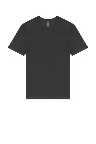 Vuori Strato Tech Tee In Black