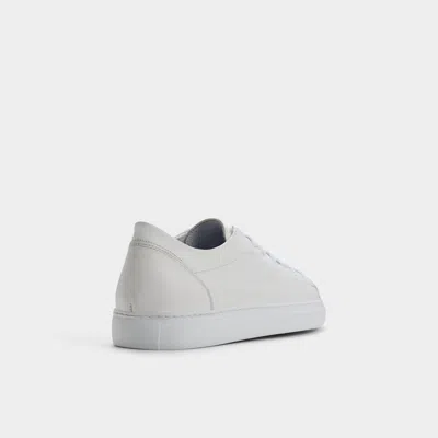 Aldo Hawke In White
