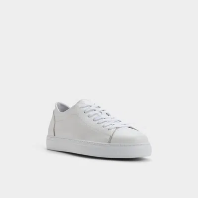 Aldo Hawke In White