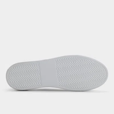 Aldo Hawke In White