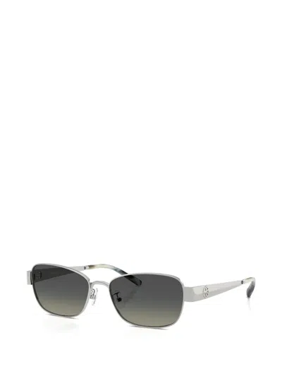 Tory Burch 55mm Gradient Polarized Rectangular Sunglasses In Gray
