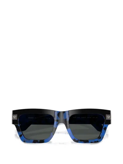 Versace 55mm Plaque Rectangular Sunglasses In Red