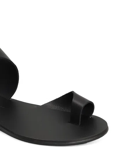 Nicolas Lainas Toe-loop Flat Sandals In Black