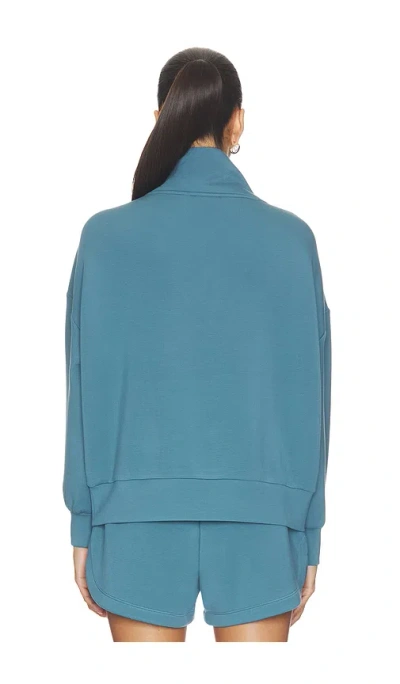 Varley Hawley Half-zip Sweatshirt In Blue