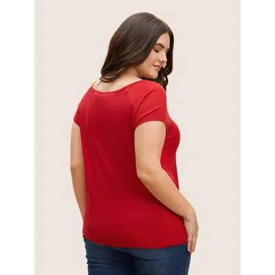 Bloomchic Women's Plus Size Solid Notched Collar Pit Strip T-shirt Brightred Solid Elegant Short Sleeve V-notc