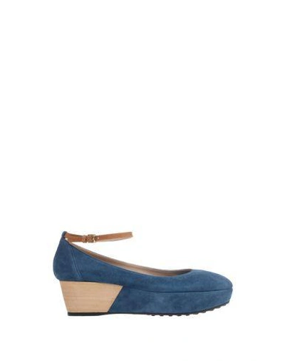 Shop Tod's Pump In Blue