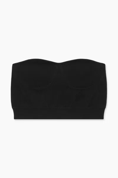 Rta Nour In Black