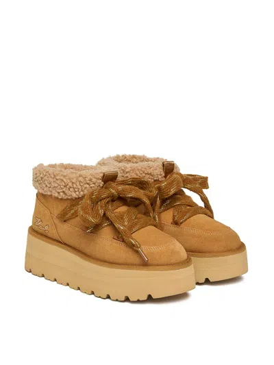 Karl Lagerfeld Skylar Lo Pull On Boot In Brown