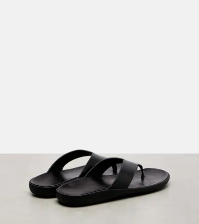 The Row Dune Classic Ginza Leather Flip Flops In Black