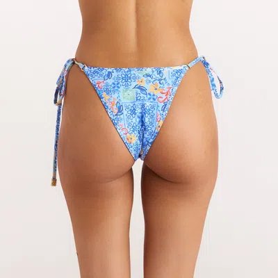 Lounge Blue Print In Blue