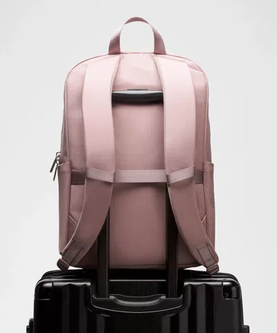 Lululemon Everywhere Backpack 22l