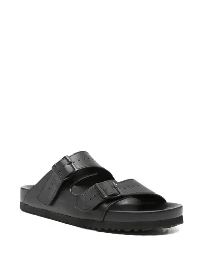 Sergio Moretti Firenze 버클 클로저 레더 샌들 In Black