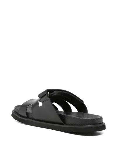Sergio Moretti Firenze 레더 터치 스트랩 샌들 In Black