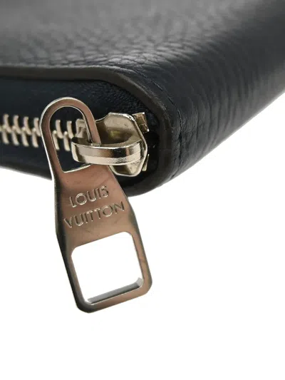 Pre-owned Louis Vuitton 2017 Zippy Wallet In Blue