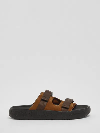 Veja Touch-strap Sandals In Brown