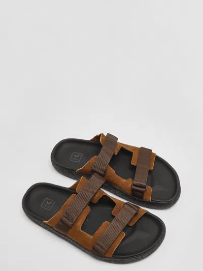 Veja Touch-strap Sandals In Brown