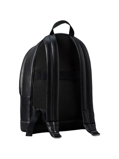 Calvin Klein Logo-patch Pebbled Backpack In Black