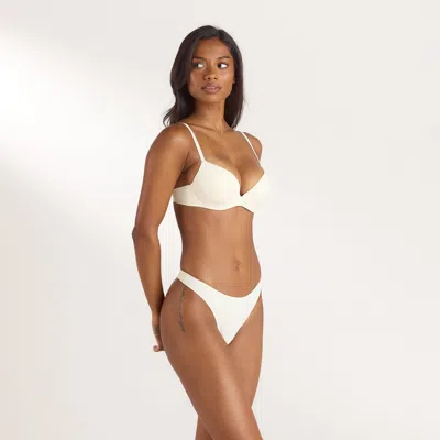 Lounge Latte In White