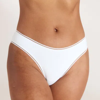 Lounge White In White