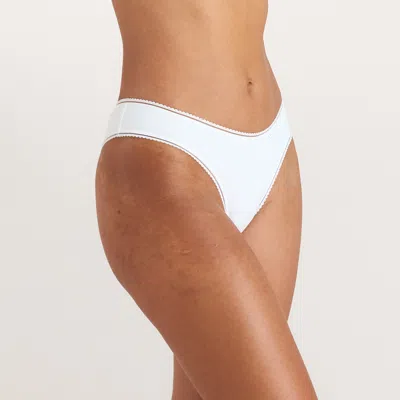 Lounge White In White