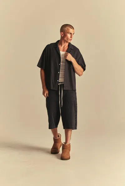 Elwood Boxy Camp Shirt In Black