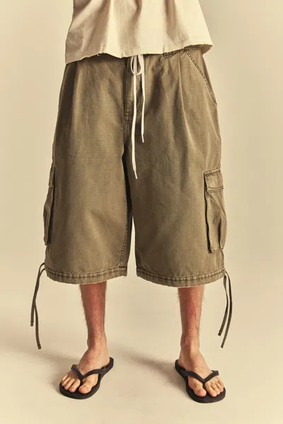 Elwood Baggy Cargo Short In Green