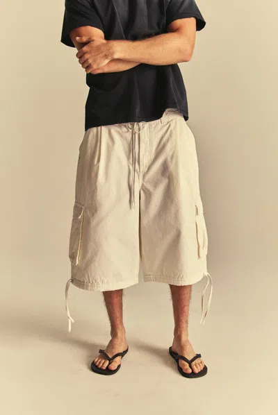 Elwood Baggy Cargo Short In White
