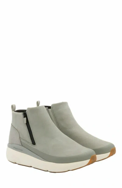 Abeo Mxv Shift Zip Bootie In Gray