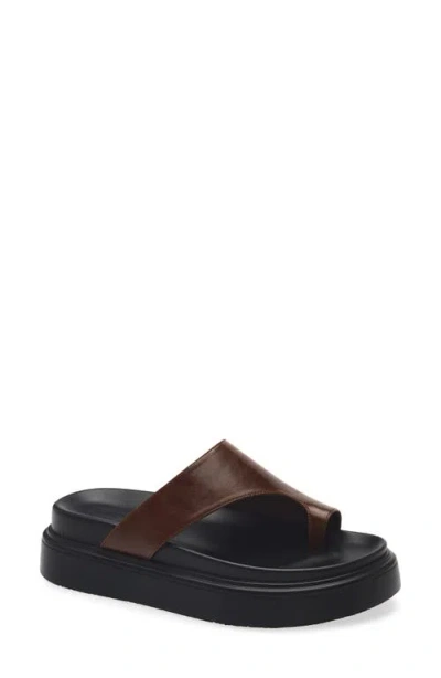 Tony Bianco Jazzy Toe Loop Sandals Choc Vintage In Brown