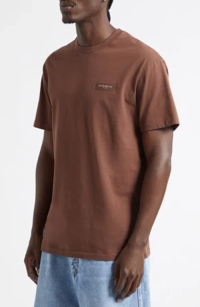 Givenchy Regular Fit Logo Patch T-shirt In Brown