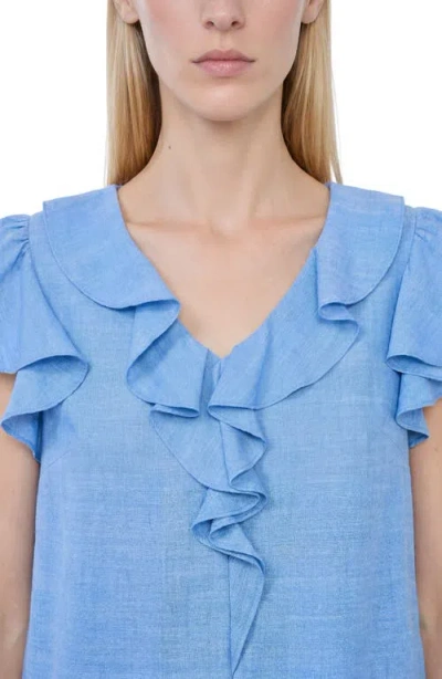 Cece Ruffle Top In Blue