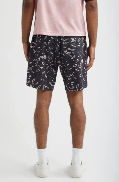 Santo Studio Tempo Tech Shorts In Black