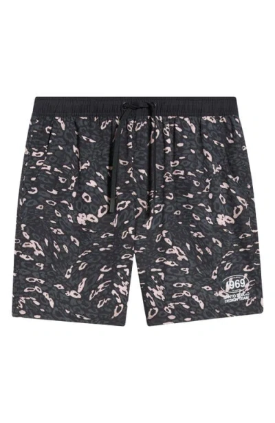 Santo Studio Tempo Tech Shorts In Black