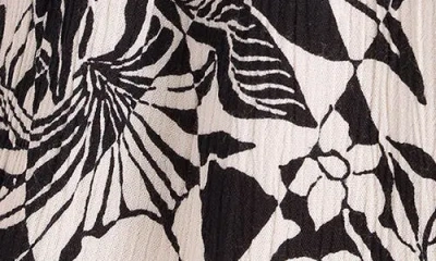 Volcom Funtastical Shorts In Multi