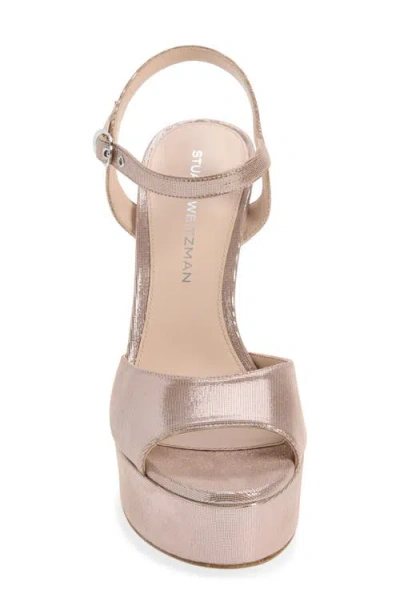 Stuart Weitzman Reade Platform Sandals In Gold