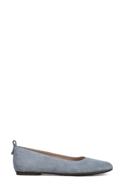 Naturalizer Ava Ballet Flat In Blue