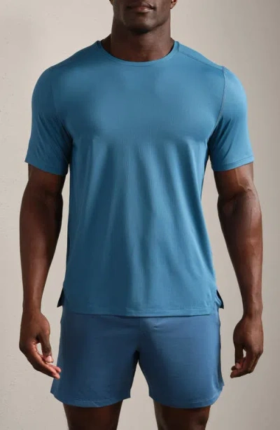Rhone Endure T-shirt In Blue