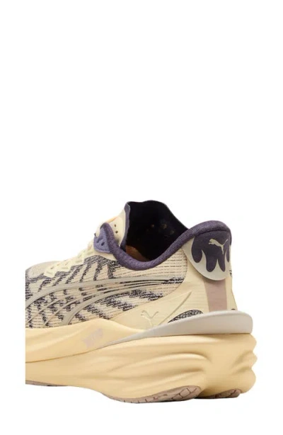 Puma Deviate Nitro 4 Running Shoe In Yellow