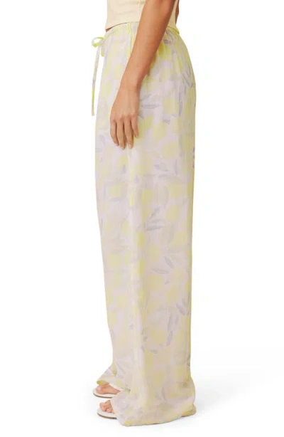 Splendid Lia Lemon Print Drawstring Pants In Multi