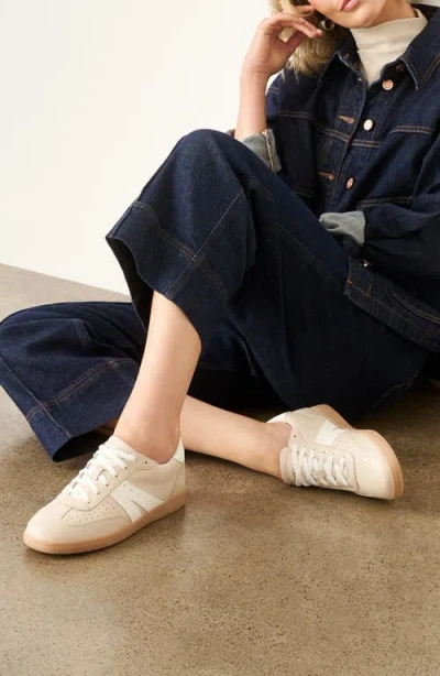 Frankie4 Levi Sneaker In White