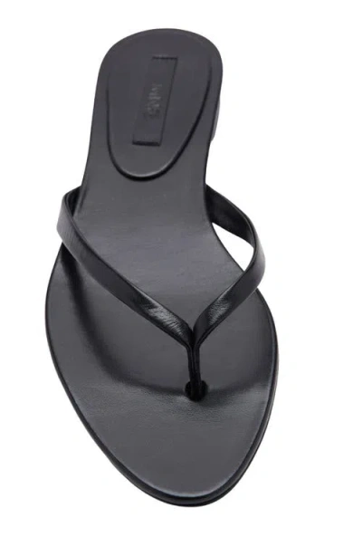 Mango Flip Flop In Black