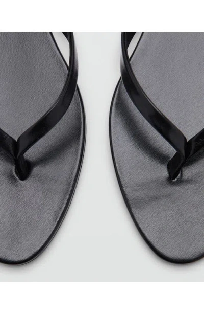 Mango Flip Flop In Black