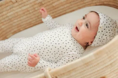 Fragile Crinkle Flower Print Romper With Hat Set In Pattern