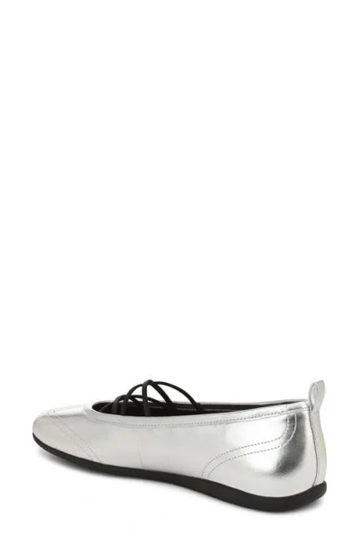 Vince Coralie Leather Ballet Flats In Silver