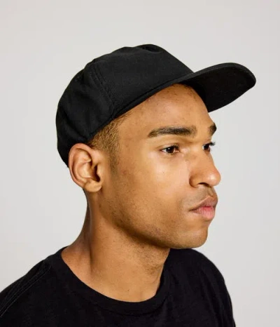 Known Supply Performance Hat In Black