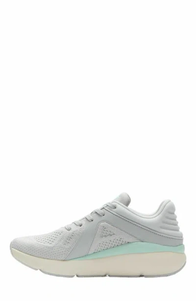 Abeo Mxv Shift Sneaker In Sand