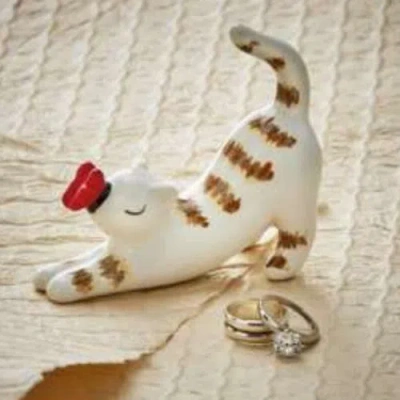 Tag Stretching Cat Ring Holder Multi Earthenware Everyday In White