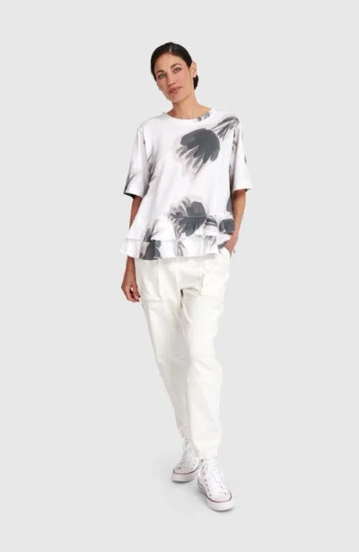 Alembika Cargo Jogger Pants In White
