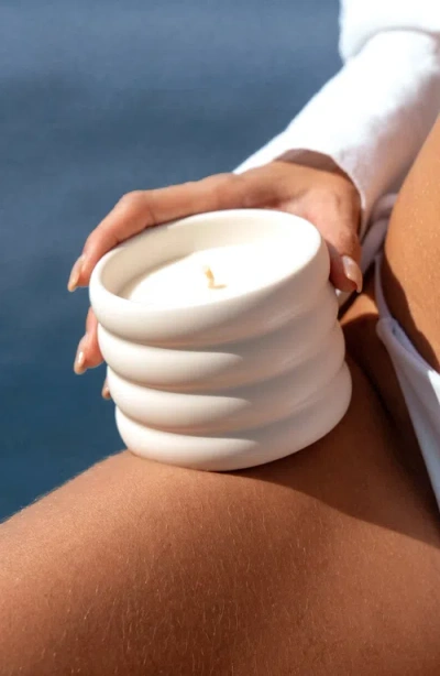 Italic Ceramic Candle In White