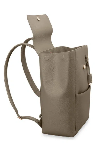 Maison De Sabre Large Leather Soft Backpack In Orange